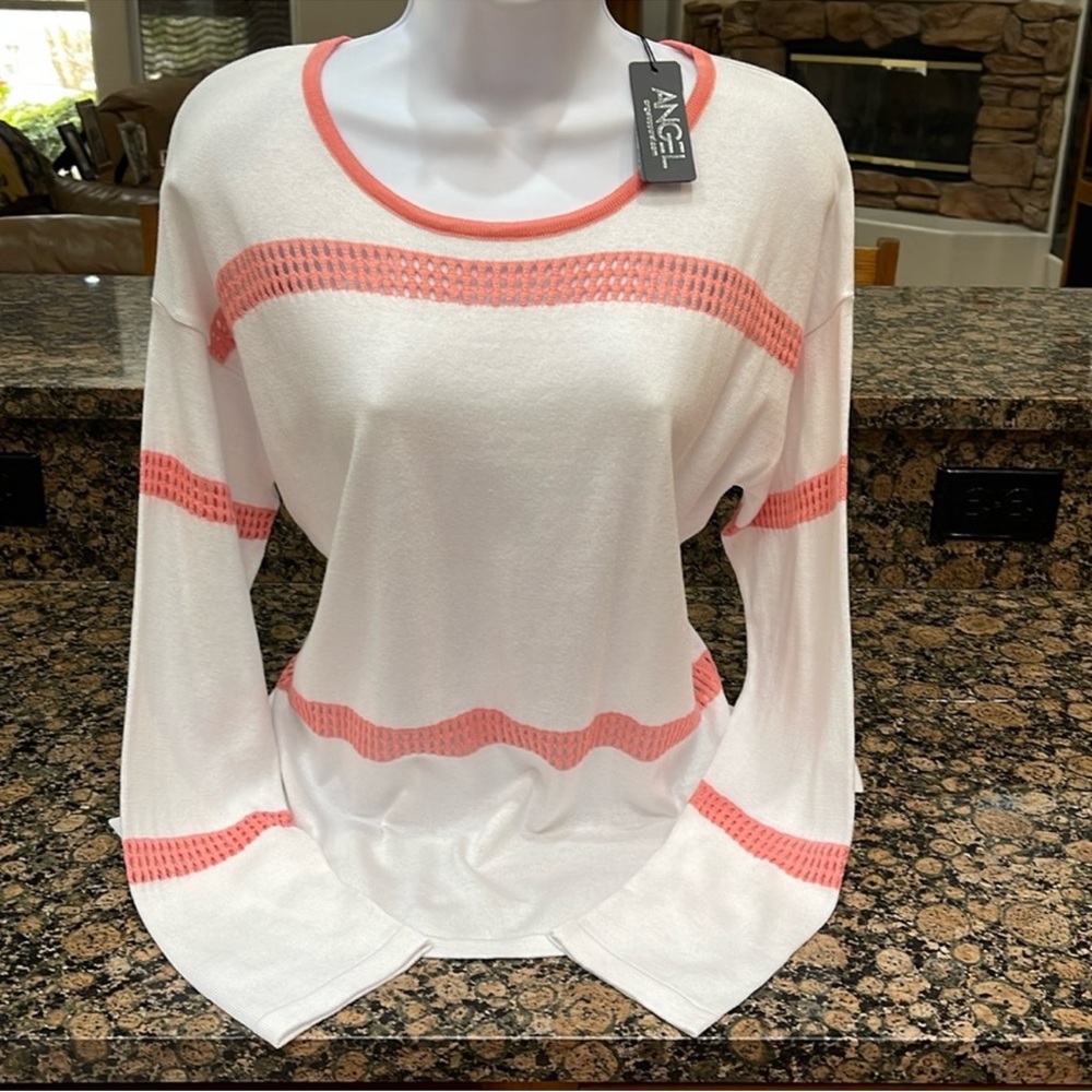Angel ladies sweater top size medium NWT price is firm